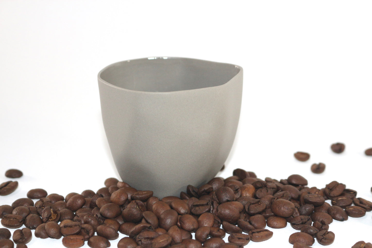 Flax tea cup. Grey