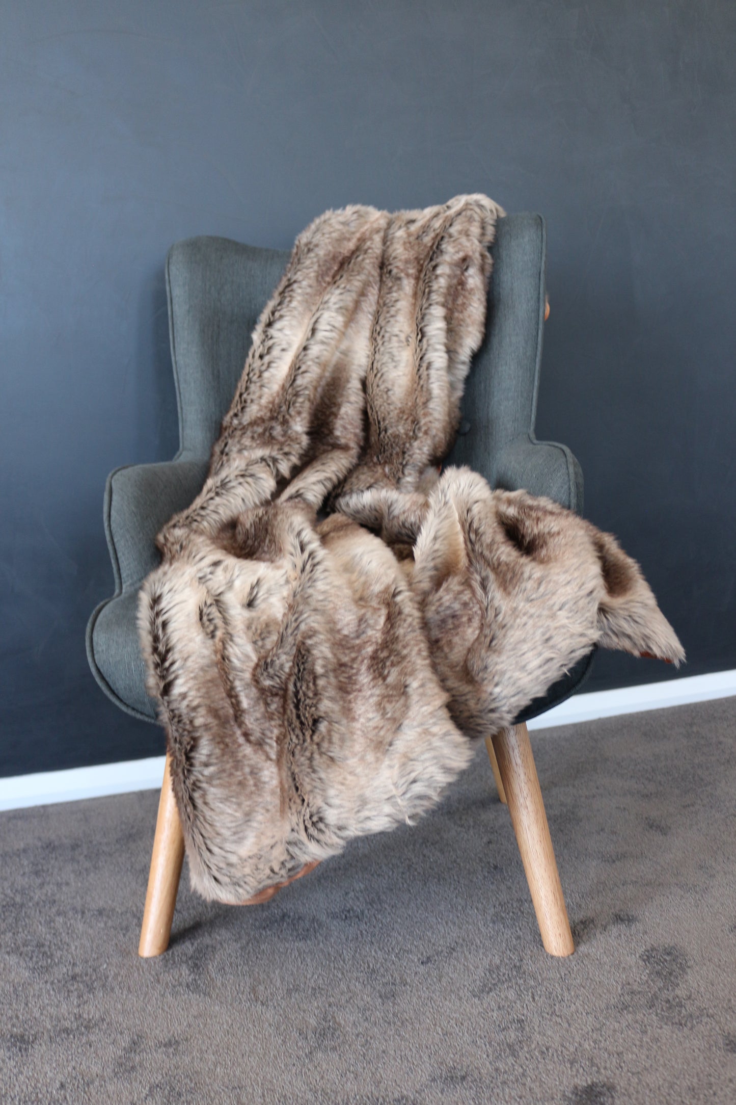 Fur Throw Rug Brown