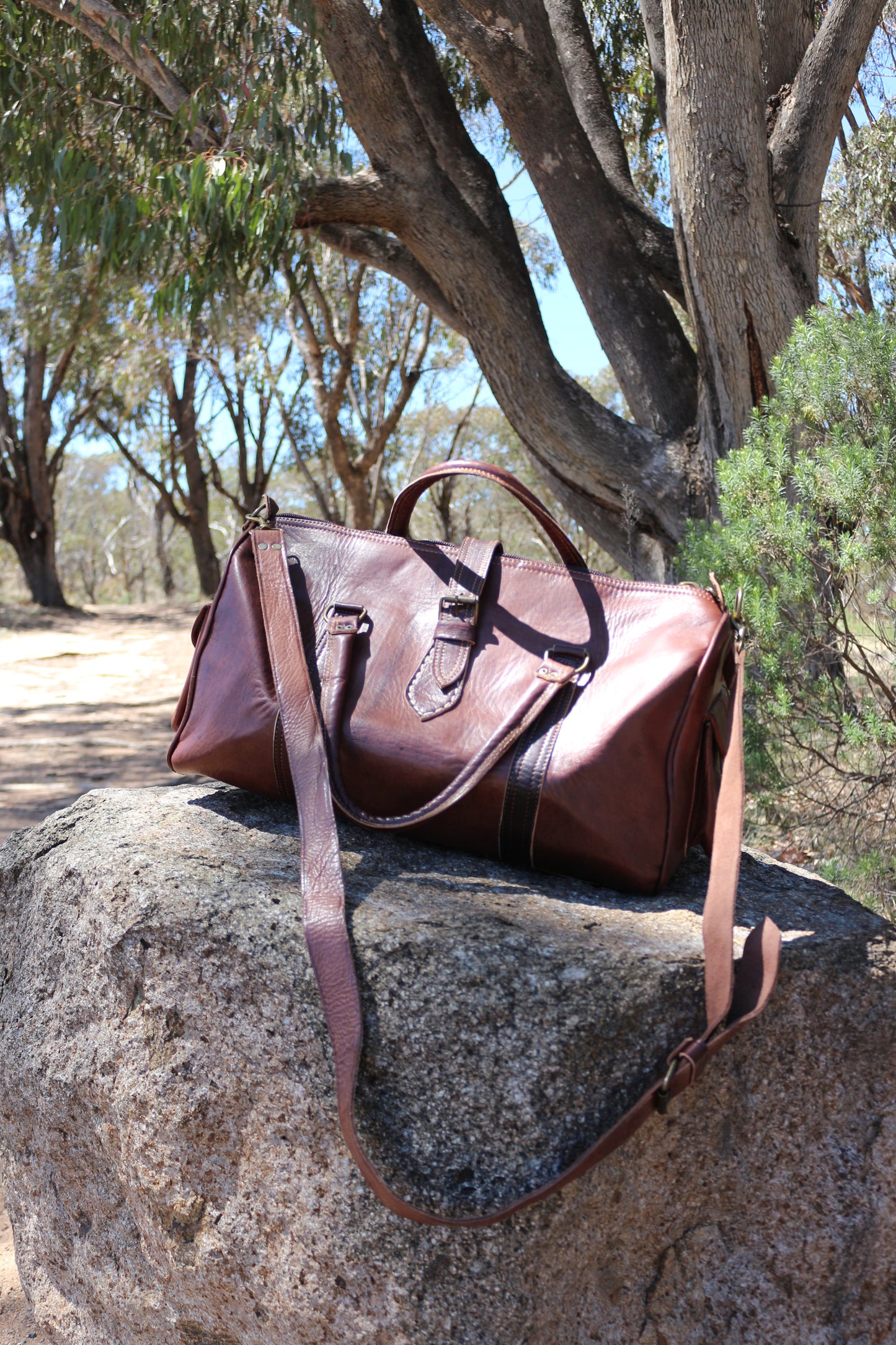 Moroccan leather weekender bag Walnut