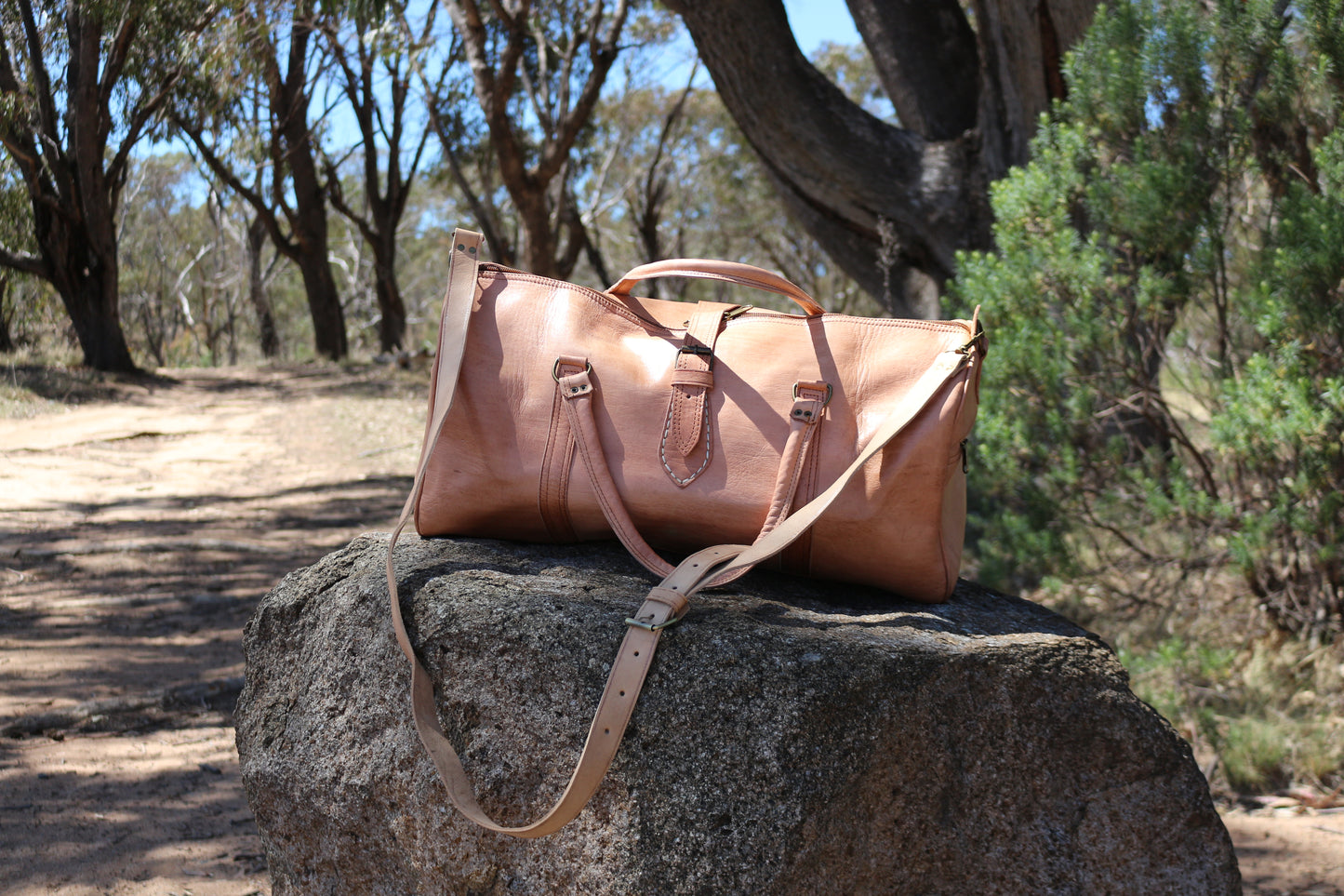 Moroccan leather weekender bag Camel