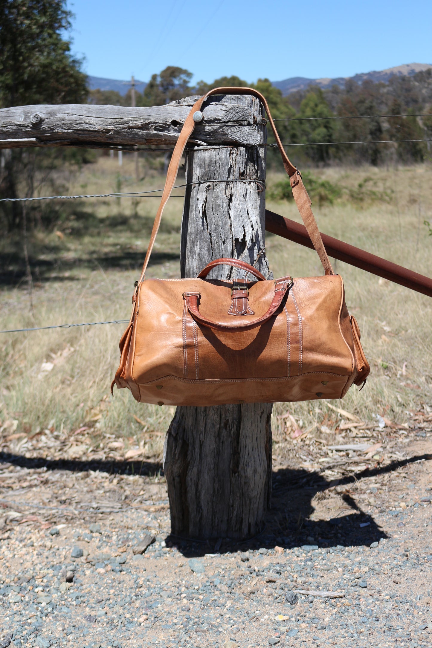 Moroccan leather weekender bag Saddle