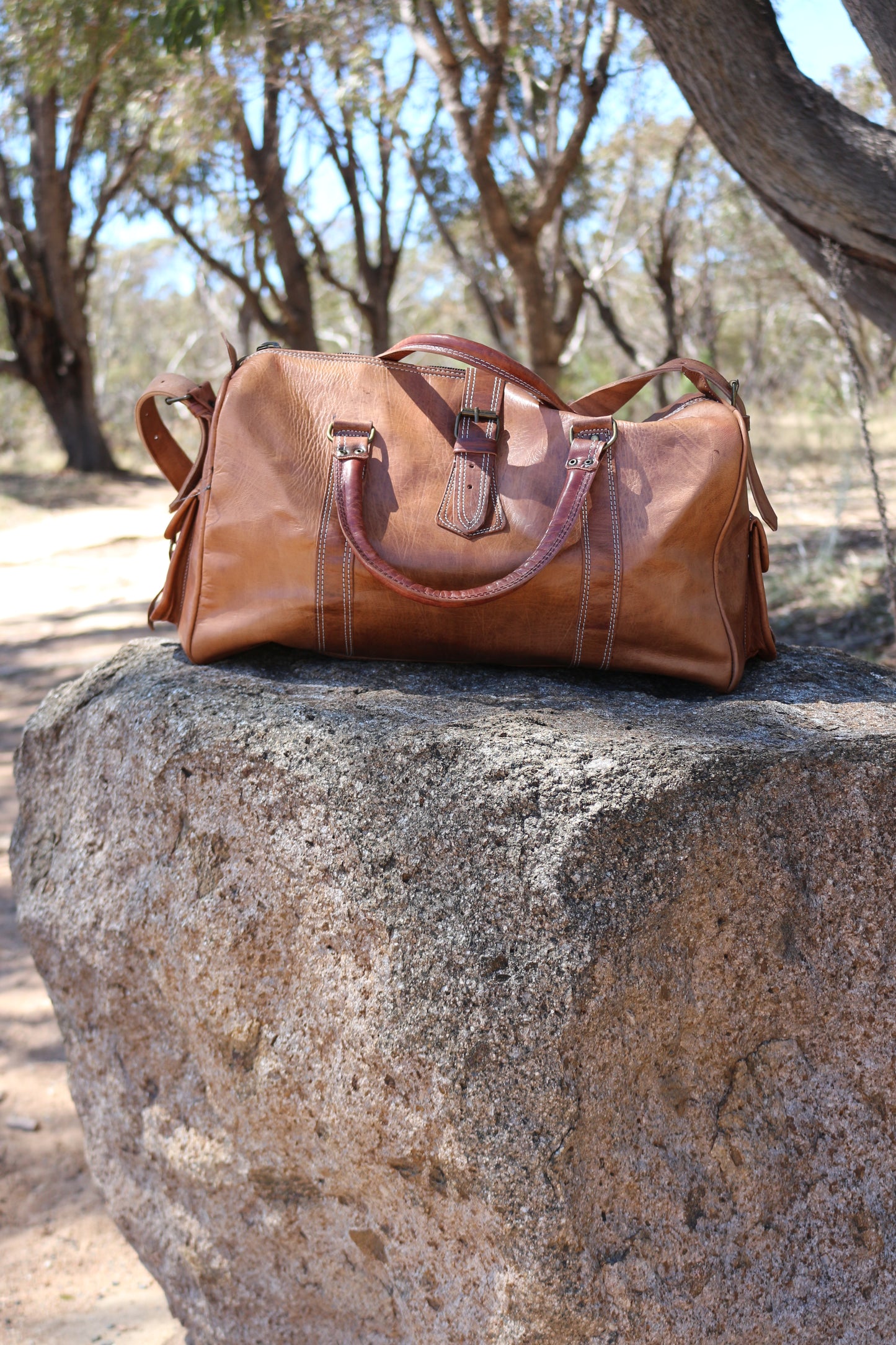 Moroccan leather weekender bag Saddle